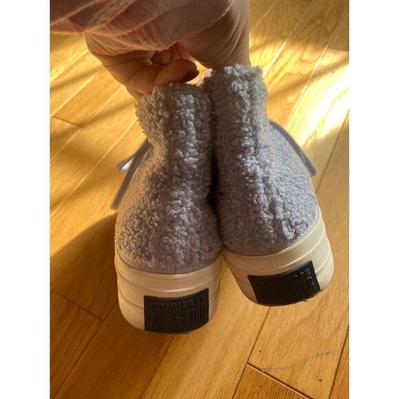 Converse women's light blue sherpa fleece platform high top lace up sneakers 6.5 - Picture 4 of 9